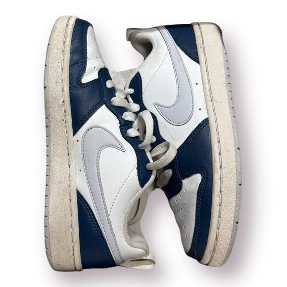 Nike Court Borough Low 2 (GS)‎ White/Navy Sz 3.5Y BQ5448 107 - Picture 2 of 8